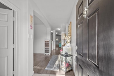 207 Range Ln, Baytown, TX 77523 - photo 2