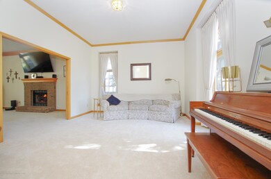 1730 Cranston pic-2