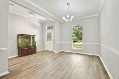 10997 Royal Cir, Cleveland, TX 77328 - photo 4