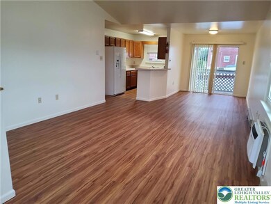 17 E Susquehanna St unit B, Allentown, PA 18103 - photo 4