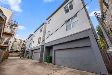 1801 Oneil St unit C, Houston, TX 77019 - photo 4
