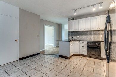Harbor Towers unit 10B, Boston, MA 02110 - photo 7