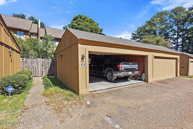 03-1255 E County Line Rd