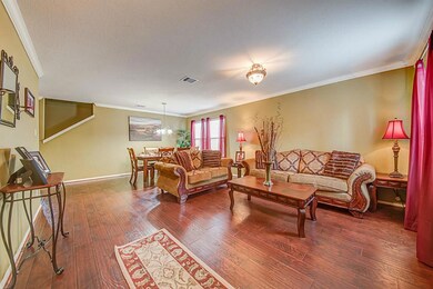 9231 Delmont Park Ln, Houston, TX 77075 - photo 5