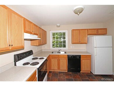 4701 Belfield Ct, North Chesterfield, VA 23237 - photo 7