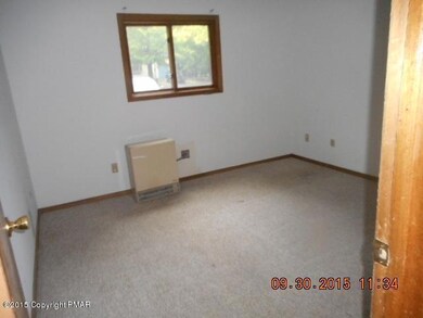 8551 Bumble Bee Way, Tobyhanna, PA 18466 - photo 5