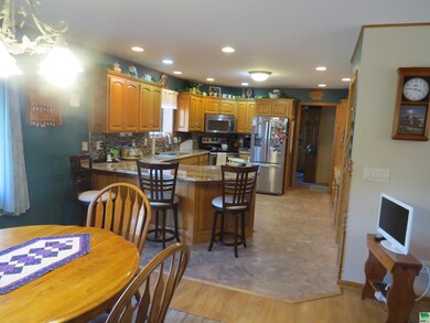 1750 4th Ave SE, Le Mars, IA 51031 - photo 7