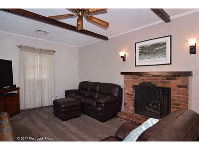 Den/Family/Great Room.