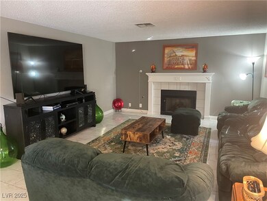 unlisted-address, Las Vegas, NV 89117 - photo 3