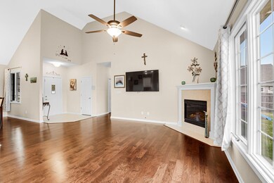 10387 Price St, Crown Point, IN 46307 - photo 2