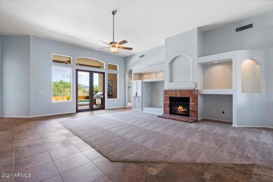 07-Family Room
