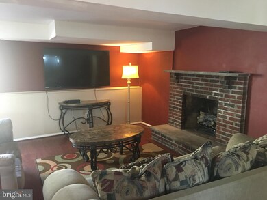 9 Colgate Dr, Cherry Hill, NJ 08034 - photo 2