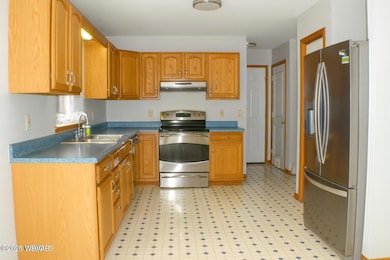 1126 Kissimmee Rd, Middleburg, PA 17842 - photo 3