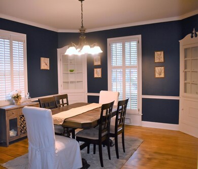 Separate Formal Dining