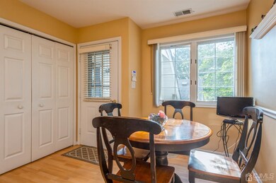 Light and Bright Eating Area in Kitchen