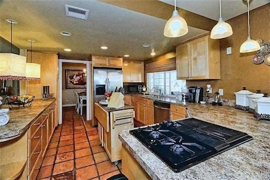 Upgraded kitchen with stainless steel appliances, 