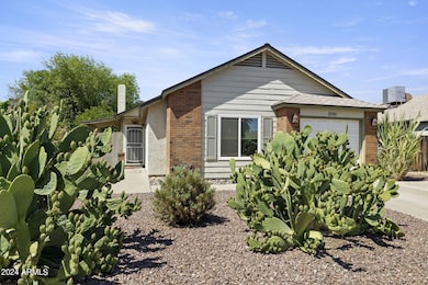 1590 W Curry Dr unit 6, Chandler, AZ 85224 - photo 2