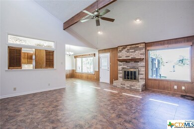 1280 Quail Run Dr, Troy, TX 76579 - photo 2