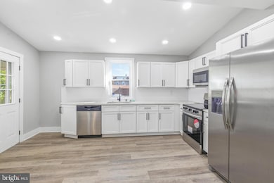 1637 Huddell Ave, Marcus Hook, PA 19061 - photo 7