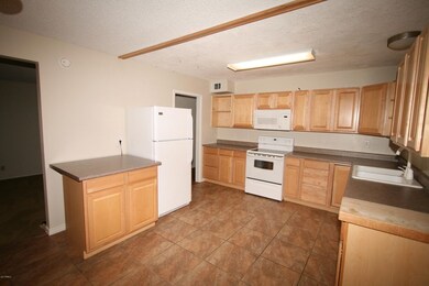 REFRIGERATOR INCLUDED