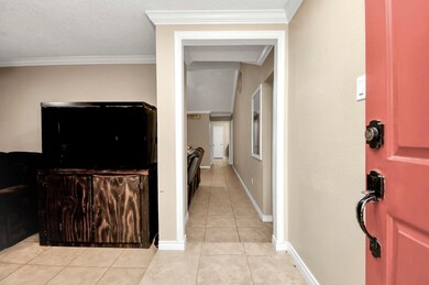 712 Meadowick Dr, Baytown, TX 77521 - photo 4