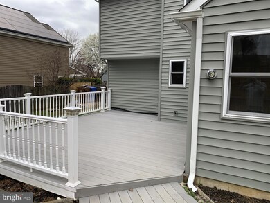 302 Hunters Rd, Swedesboro, NJ 08085 - photo 4