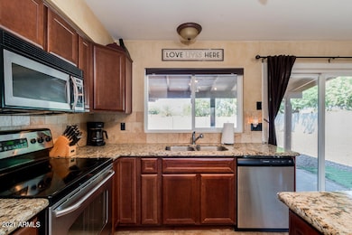 2482 E John Cabot Rd unit 3, Phoenix, AZ 85032 - photo 6