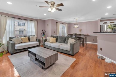 22 Marina Dr, Bayonne, NJ 07002 - photo 2