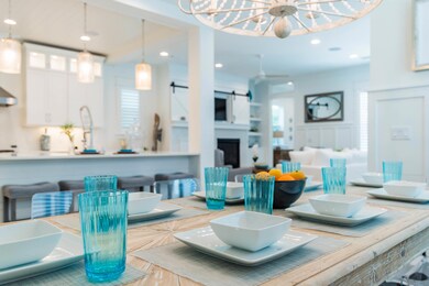 SB11TT_Dining2