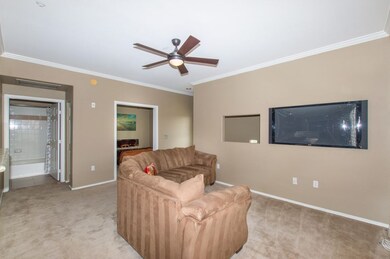 04 Family Room