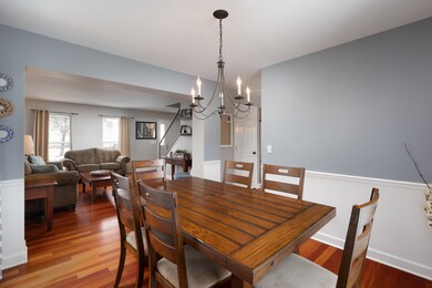 2480 Warm Springs Ln, Naperville, IL 60564 - photo 3