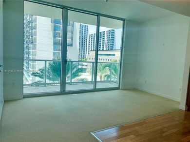 Met One unit T1509, Miami, FL 33131 - photo 3
