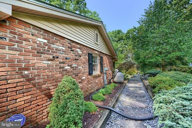 5912 Grace Lee Ave, Sykesville, MD 21784 - photo 3