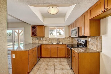 11840 N 30th St Phoenix, AZ 85028 (9)