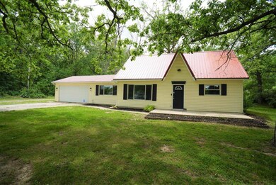 11102 Marion Center Rd, Fort Wayne, IN 46816 - photo 3