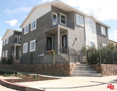 4872 Saint Elmo Dr, Los Angeles, CA 90019 - photo 3