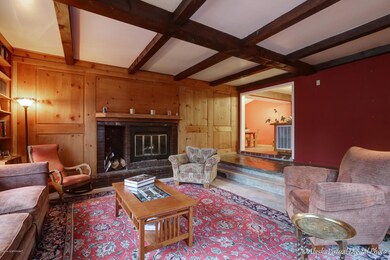 Living Room 3