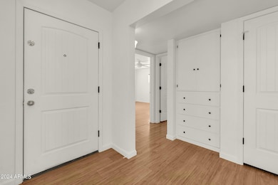 3660 N 52nd St, Phoenix, AZ 85018 - photo 7