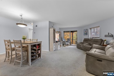 181 Long Hill Rd unit B 11 U 6, Little Falls, NJ 07424 - photo 3