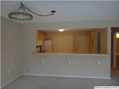 29 Madison Ct, Tinton Falls, NJ 07712 - photo 3