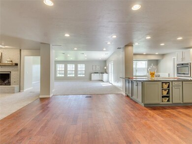 2420 NW 120th St, Oklahoma City, OK 73120 - photo 3
