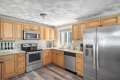 18 James St, Taunton, MA 02780 - photo 4