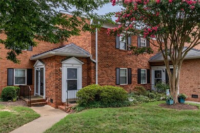 View of front of house featuring a front yard