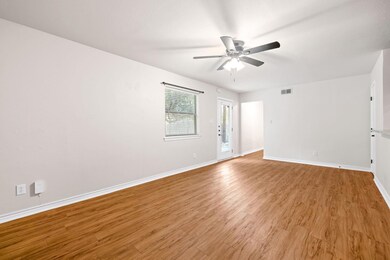 6700 Cooper Ln unit 40, Austin, TX 78745 - photo 7