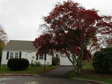 5 Admiral Ct, Middletown, RI 02842 - photo 2