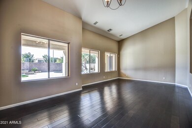 DINING LIVING 2