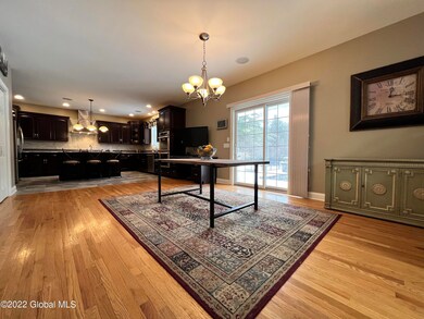 879 Maura Ln, Schenectady, NY 12302 - photo 7