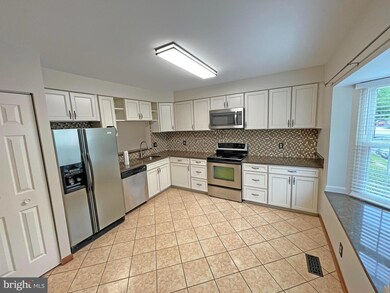 4006 Forest Valley Rd, Parkville, MD 21234 - photo 7