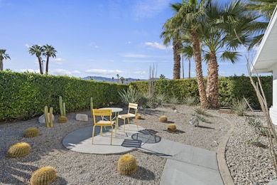 009_Front Yard