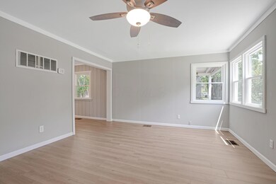 1015 Colgate Rd, Columbus, OH 43213 - photo 4